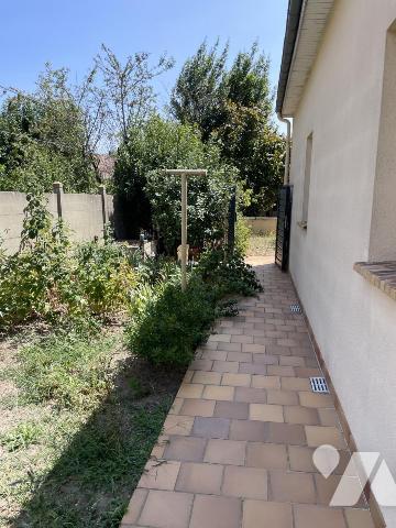 Pavillon, 5 chambres, garage, jardin.