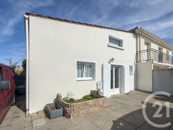 Maison à vendre  4 pièces - 81,43 m 2   OLONNE SUR MER  - 85