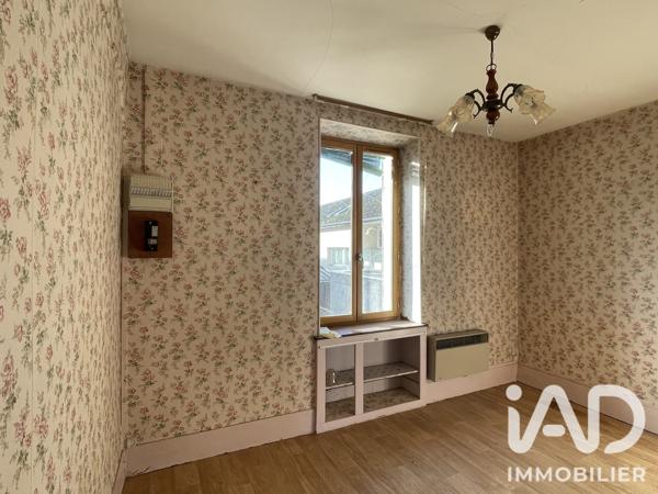 Immeuble à vendre 339 m² Sancergues