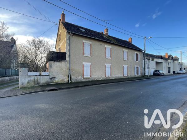 Immeuble à vendre 339 m² Sancergues