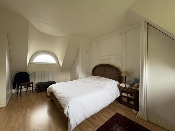 A vendre RIEC SUR BELON (29340) Ensemble de 2 Chaumières 11 pièces 3 chambres 275 m2