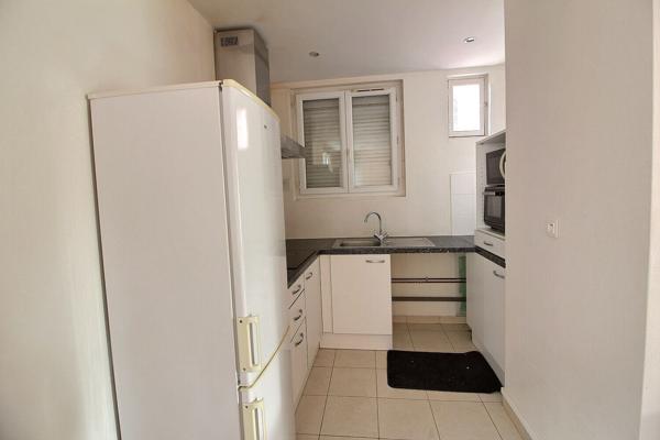 Suresnes , Appartement 2 pièces 36 m² , Avenue Jean Jaurès , Proche La Défense & Tramway T2