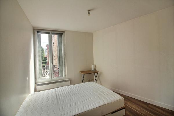 Suresnes , Appartement 2 pièces 36 m² , Avenue Jean Jaurès , Proche La Défense & Tramway T2