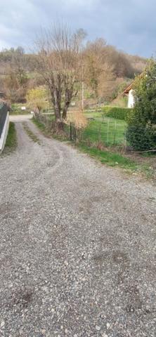 Joli terrain à bâtir au calme proche de Charavines