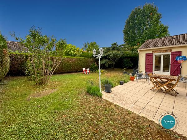 Maison à Saint Germain Lès Corbeil 6 pièce(s) 105 m2