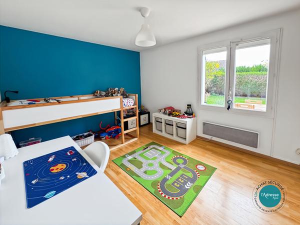 Maison à Saint Germain Lès Corbeil 6 pièce(s) 105 m2