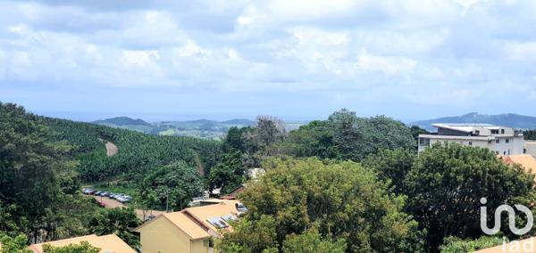 Appartement 4 pièces de 87 m² à Le Robert (97231)