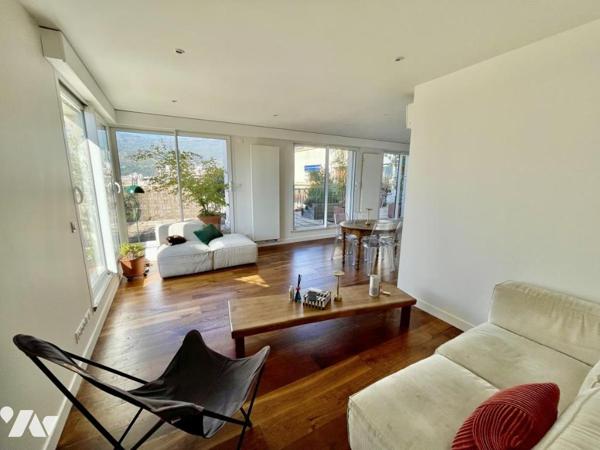 GRENOBLE RARE & UNIQUE - T4 de 109m² - TERRASSE 75m² vue panoramique