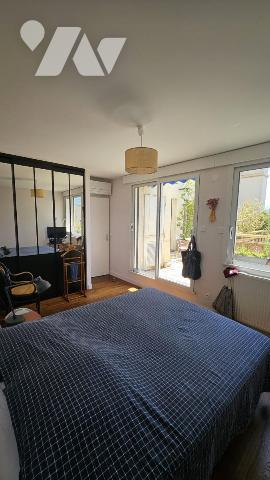 GRENOBLE RARE & UNIQUE - T4 de 109m² - TERRASSE 75m² vue panoramique