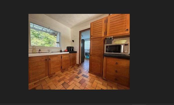 Maison 9 pièce(s) 233 m2