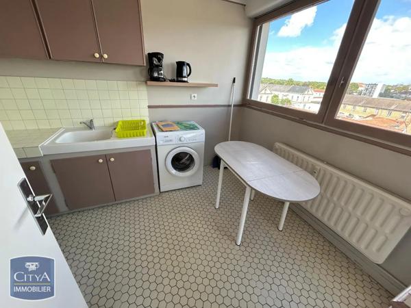 Appartement à louer 1 pièce 28.75m² Châlons-en-Champagne (51000)