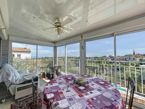 Maison à vendre    6 pièces •  Fréjus