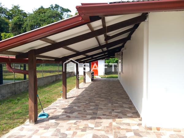 Maison de type F4 climatisée