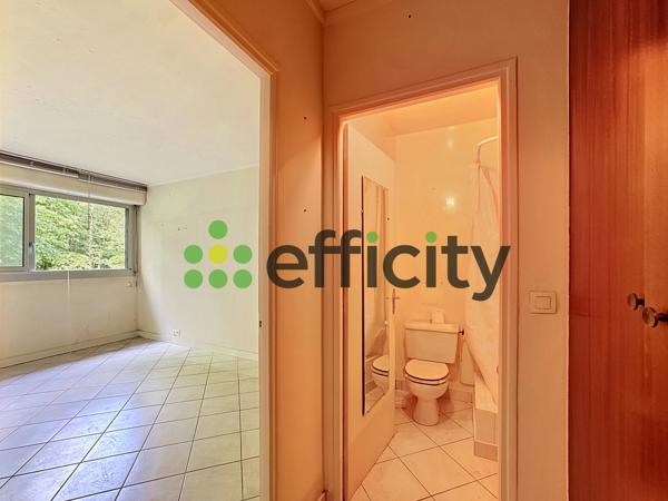 Appartement
         1 pièce
        - 18 m² 99 750 € *