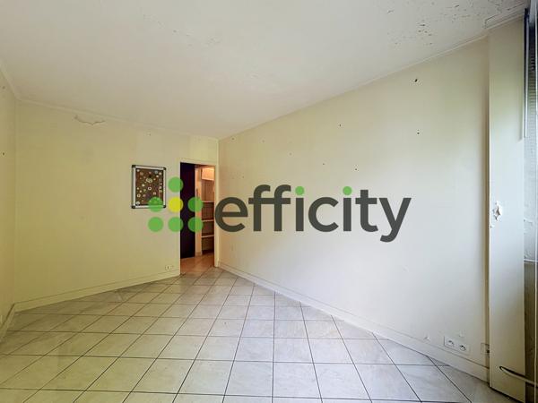 Appartement
         1 pièce
        - 18 m² 99 750 € *