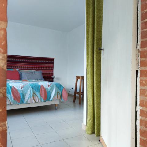Maison à vendre 7 pièces MONTAUBAN (82) avec hangar de 150m², 6861m² de terrain avec une partie boisée.