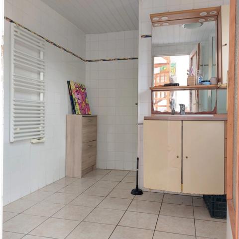 Maison à vendre 7 pièces MONTAUBAN (82) avec hangar de 150m², 6861m² de terrain avec une partie boisée.