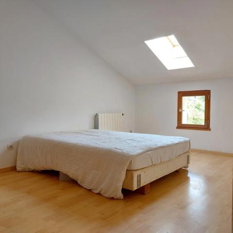 Maison à vendre 7 pièces MONTAUBAN (82) avec hangar de 150m², 6861m² de terrain avec une partie boisée.