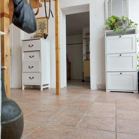 Maison à vendre 7 pièces MONTAUBAN (82) avec hangar de 150m², 6861m² de terrain avec une partie boisée.