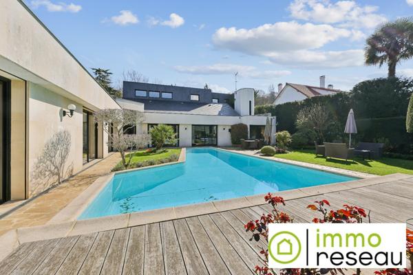 Maison bourgeoise à CHENNEVIERES SUR MARNE (94430)