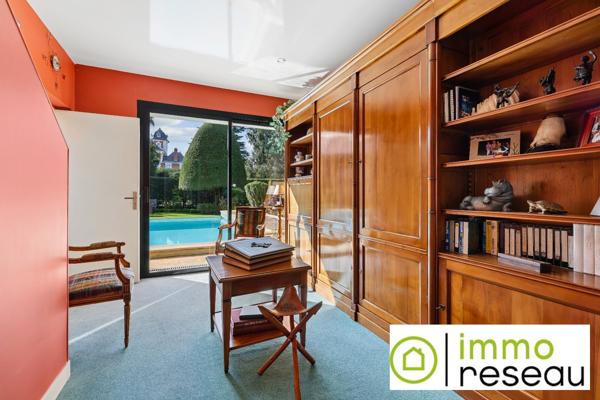 Maison bourgeoise à CHENNEVIERES SUR MARNE (94430)