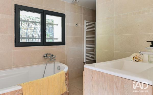 Maison à vendre 6 pièces 162 m² Caluire-et-Cuire