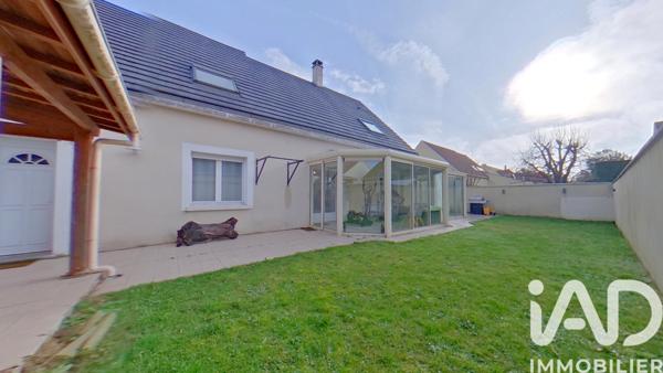 Maison à vendre 10 pièces 209 m² Lieusaint