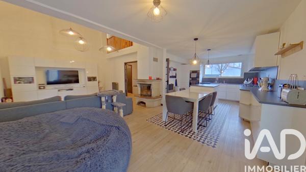 Maison à vendre 10 pièces 209 m² Lieusaint