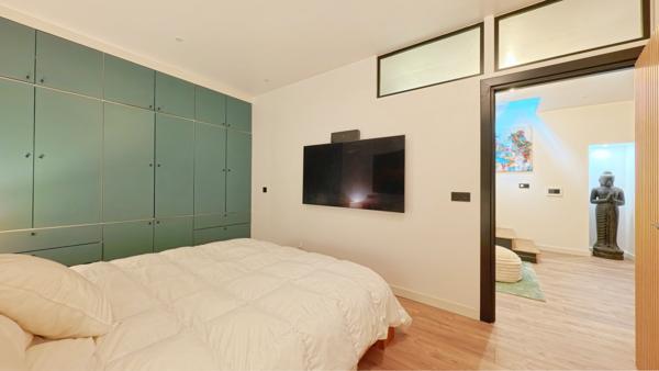 Maison
         5 pièces
        - 145 m² Bien prestige 520 000 € *
