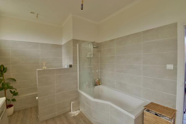 Maison Bourgeoise de 245m2 avec dépendance