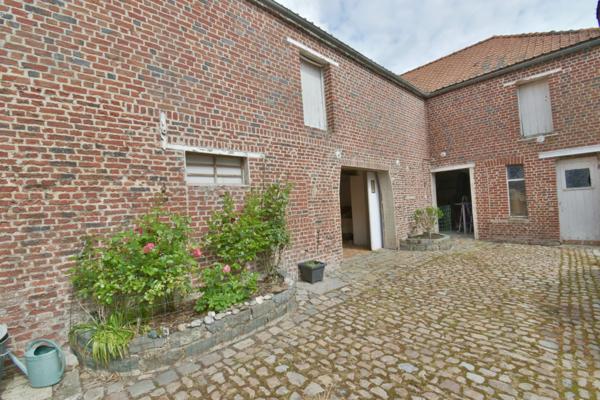 Maison Bourgeoise de 245m2 avec dépendance