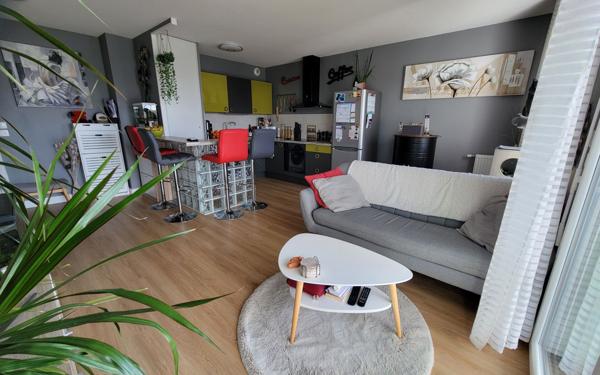 Appartement à vendre    3 pièces • 56,51 m2 Colomiers