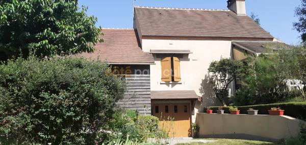 Vente
                Maison91 m² - 5 Pièces -
                    CHATEAU RENARD (45220)