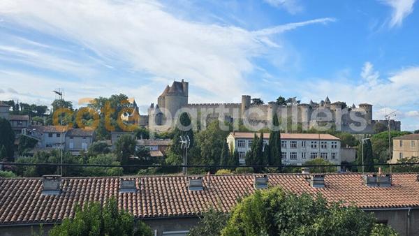 Vente
                Maison88 m² - 5 Pièces -
                    CAZILHAC (11570)