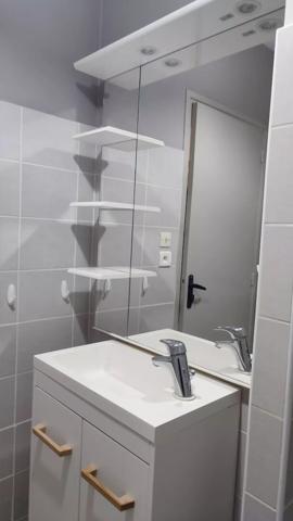 Vente
                Maison88 m² - 5 Pièces -
                    CAZILHAC (11570)