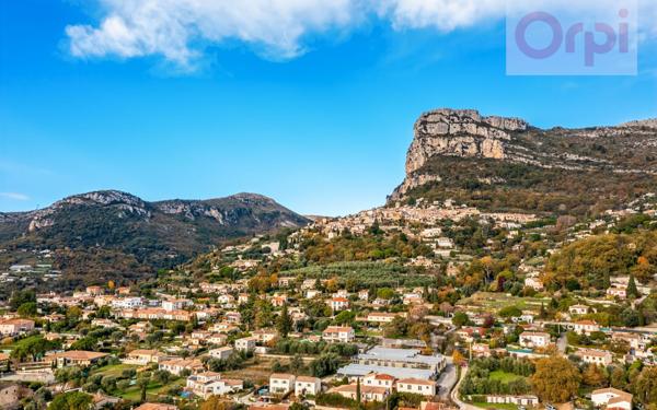Maison à vendre    6 pièces •  Saint-Jeannet