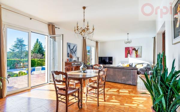 Maison à vendre    6 pièces •  Saint-Jeannet