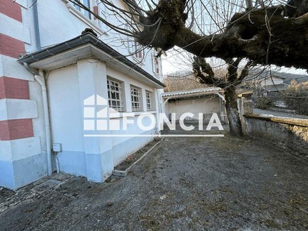 Location Maison 5 pièces 127.89 m² - 6 RUE DE L EGLISE Bresson 38320