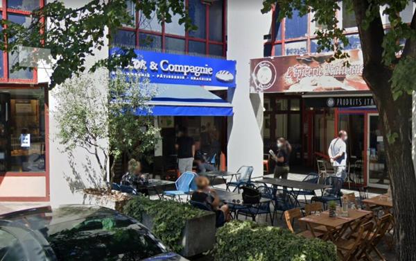 Commerce de 230m² à la vente