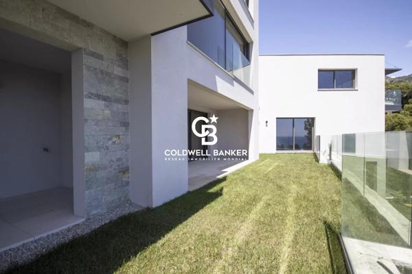 Immeuble 9 pièces à vendre Èze - 06360 / Réf: 86782878