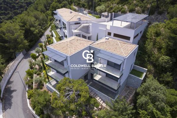 Immeuble 9 pièces à vendre Èze - 06360 / Réf: 86782878