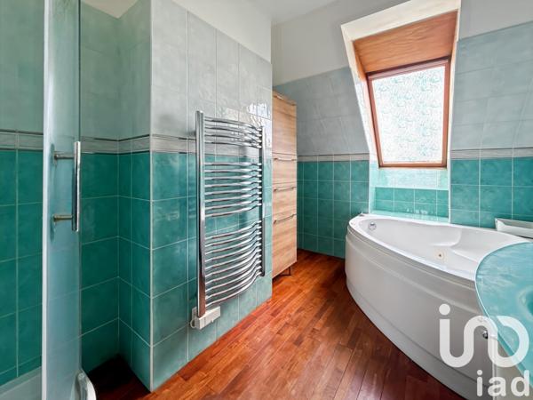 Maison à vendre 8 pièces 209 m² Lésigny