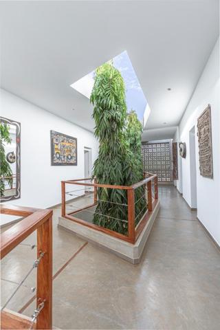 Magnifique Villa Pieds dans l'Eau 5 chambres sur 1063 m2 de terrain à Somone Somone