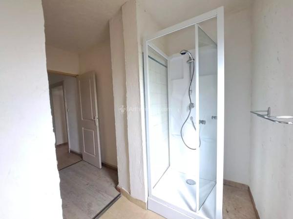Location                                                      Appartement
                        
                     3 pièces                      71 m2                     à Blaye-les-Mines