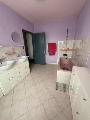 Maison Rupembert 6 chambres, jardin et garage