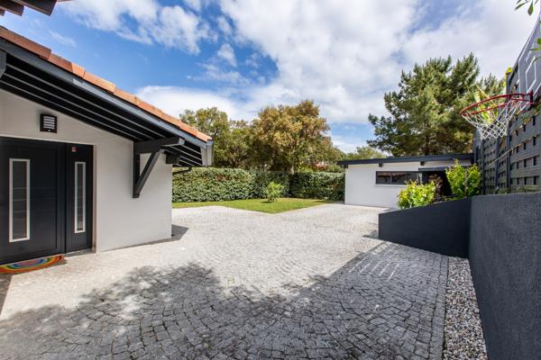 VILLA AVEC PISCINE ET STUDIO INDÉPENDANT À LABENNE OCÉAN