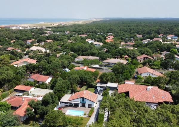 VILLA AVEC PISCINE ET STUDIO INDÉPENDANT À LABENNE OCÉAN