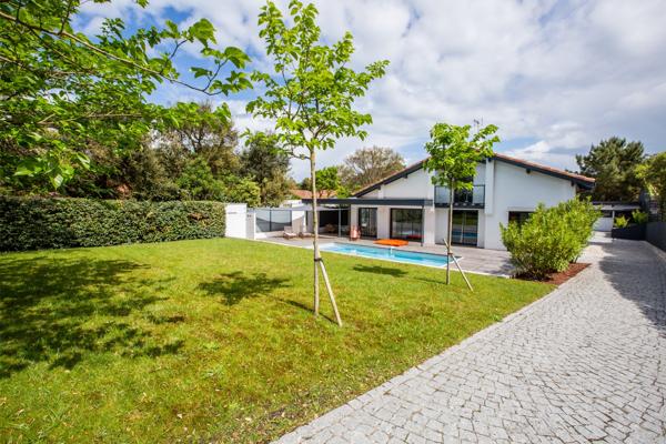 VILLA AVEC PISCINE ET STUDIO INDÉPENDANT À LABENNE OCÉAN