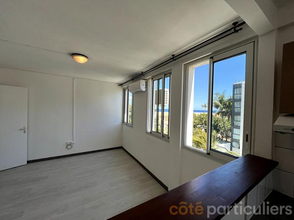 Location
                Appartement50 m² - 2 Pièces -
                    SAINT DENIS (97400)