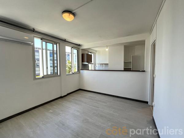 Location
                Appartement50 m² - 2 Pièces -
                    SAINT DENIS (97400)